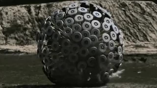 Mine detector