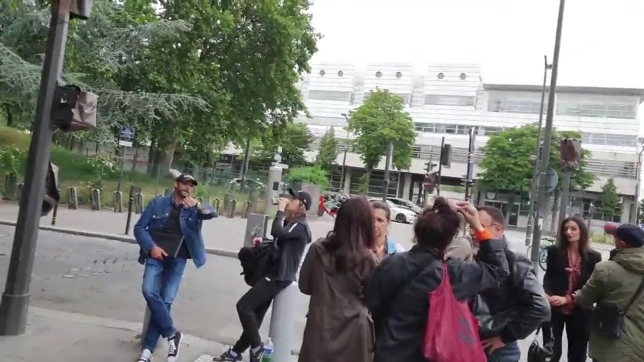 Journée National contre les placement abusifs devant BFMTV