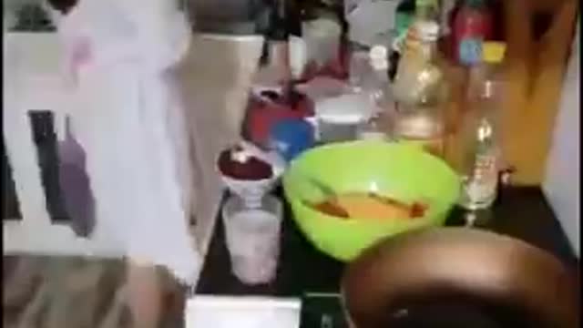 Vaccinated Cooking Teacher Drops Dead From A Heart Attack On Video