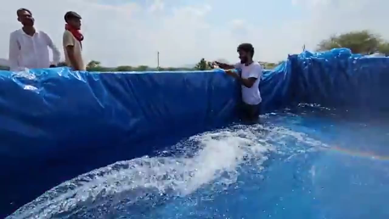 We made swimming pool in truck