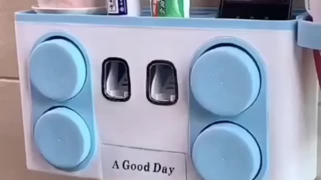 Automatic Toothpaste Dispenser Squeezer