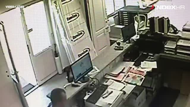 Opljačkana poslovnica u Sesvetama