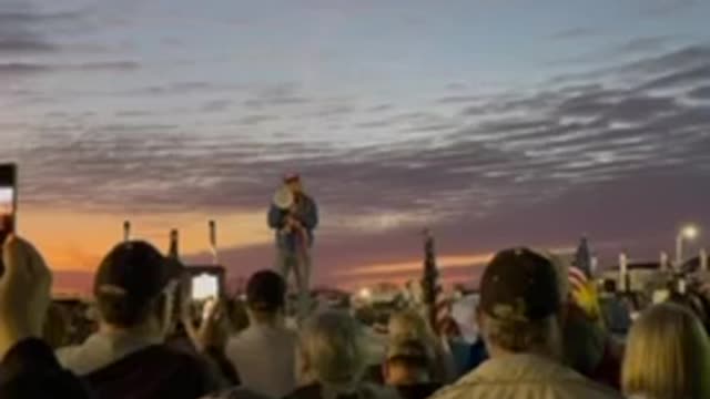 Tonight the Convoy arrived in Monrovia, Indiana at Ted Everett Farm to hold a rally