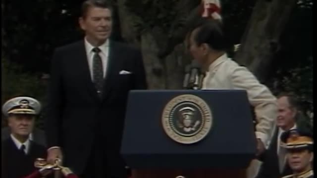 State Visit Philippines, Arrival Ceremony for President Marcos on September 16, 1982