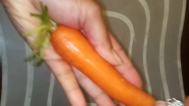 Easy Carrot pealing