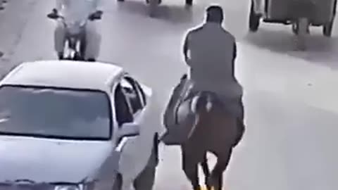 Ertragrul on streets 😂😂😂😂