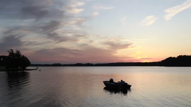 Boating into the #Sunrise. Lake Okeechobee 10/1/21