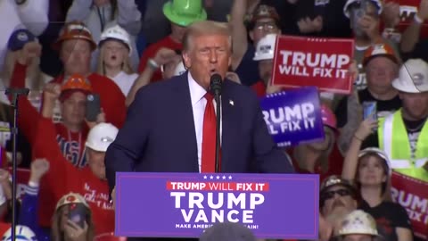 Donald Trump hosts major rally in Pittsburgh