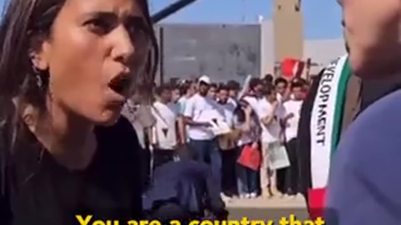 This young Egyptian woman, confronts clarissa ward