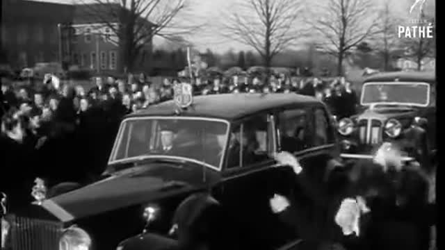 Queen Visits Royal Masonic School (1955)