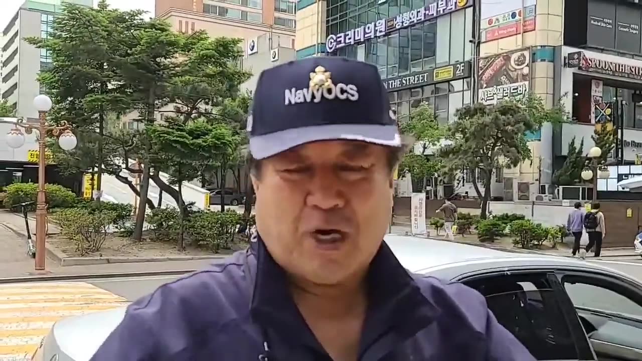 20210511_V3_S03(1uhe2bwgzLQ)차량행진 시민들 반응은_ 울분을 토하는 자세가_ 나라를 이렇게 운영하면 안되지_