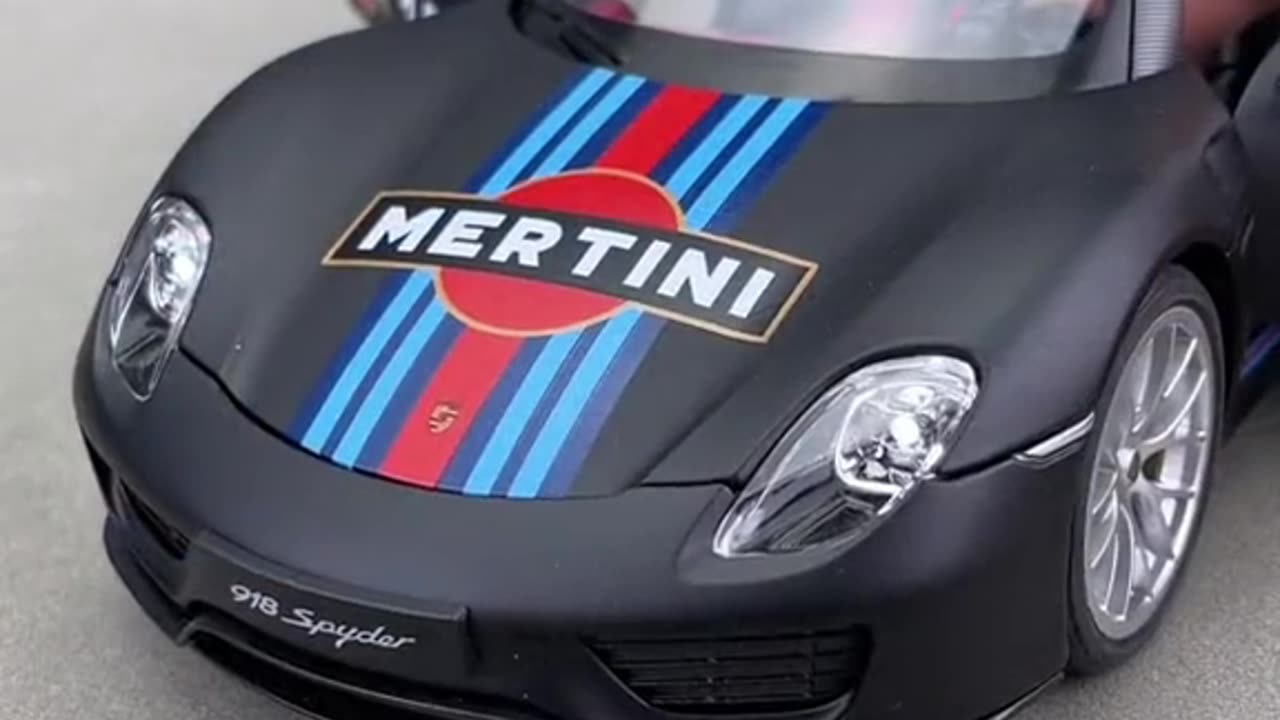 Get your Martini 918 Spyder!