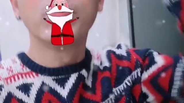 6640047176682573059-santa