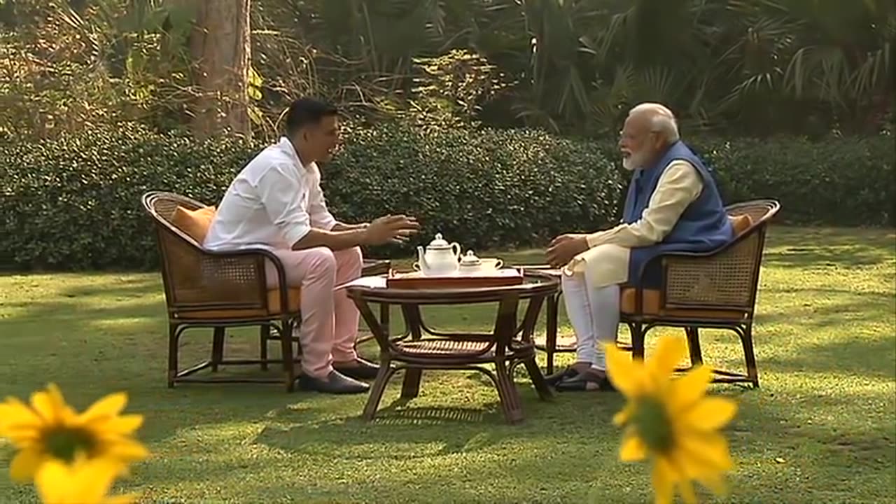 Narendra Modi meeting with Akshay Kumar