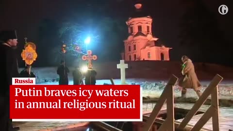 Russian president Vladimir Putin braves subzero lake to mark Orthodox Epiphany (1).mp4