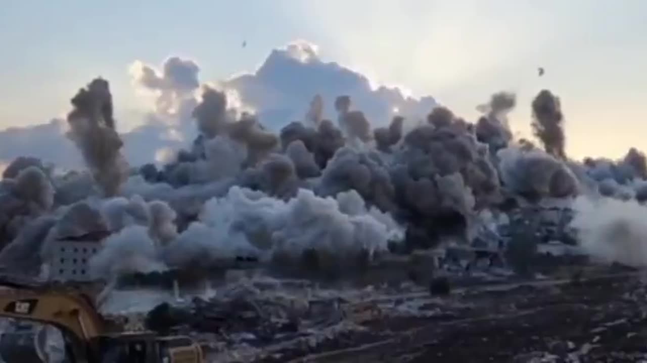 The moment Israeli forces blew up residential buildings in Maiss Al-Jabal, southern Lebanon