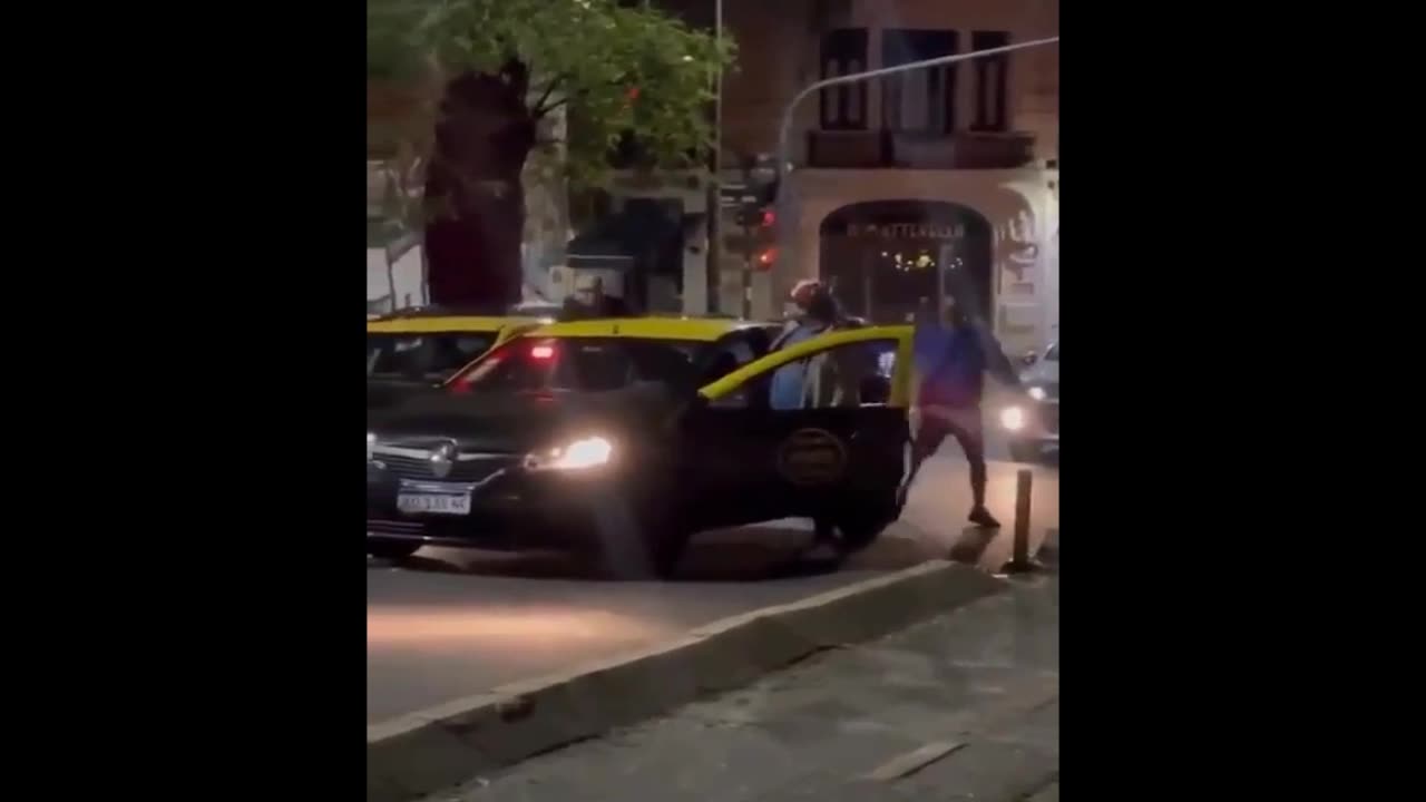 Violent Road RageIncident In Argentina