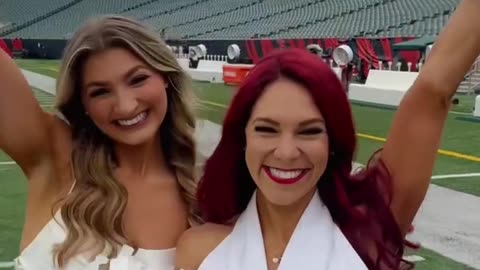 Ben-Gals Cheerleaders Princess 🧡🖤 Cincinnati Bengals NFL Football