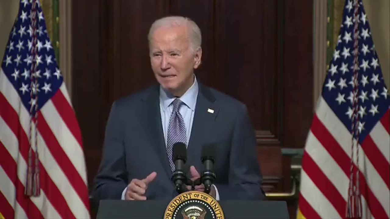 Bizarre Biden Randomly Starts Shouting for No Reason Again