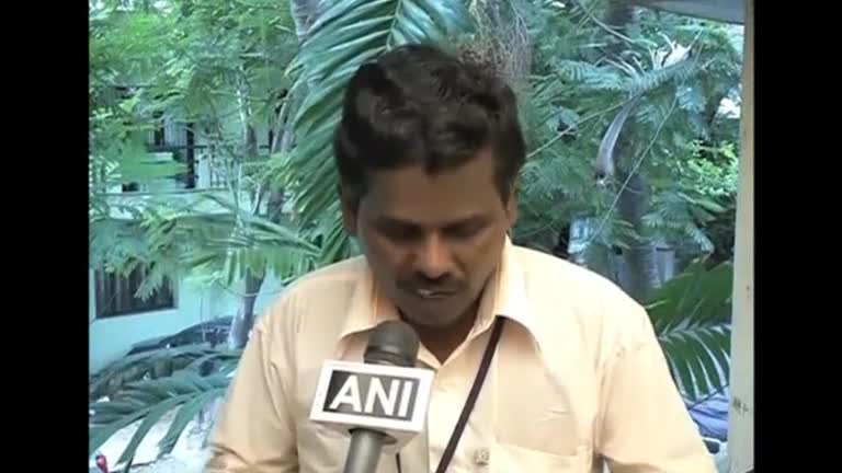 Father of borewell plunge boy develops rescue robot