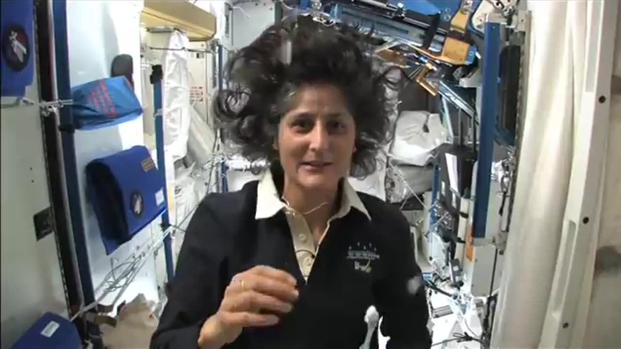 ISS Tour: Kitchen, Bedrooms & The Latrine