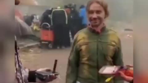 Ωραιες οι σκηνοθεσιες αμαχων ετσι;;;