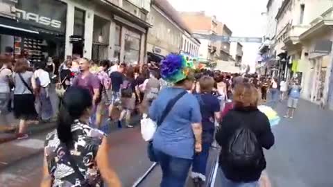 Povorka ponosa hoda zagrebačkim ulicama