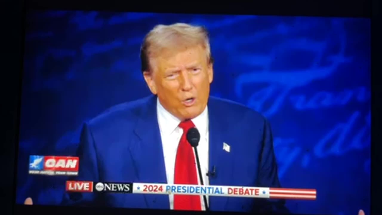 Trump vs Harris debate closing statements l0:48 pm