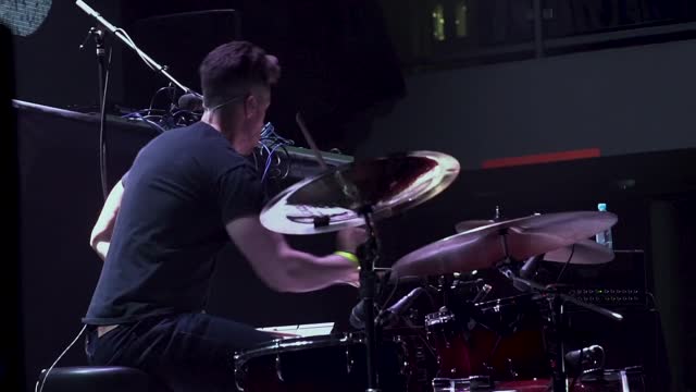 Rock and roll! Slow motion drummer