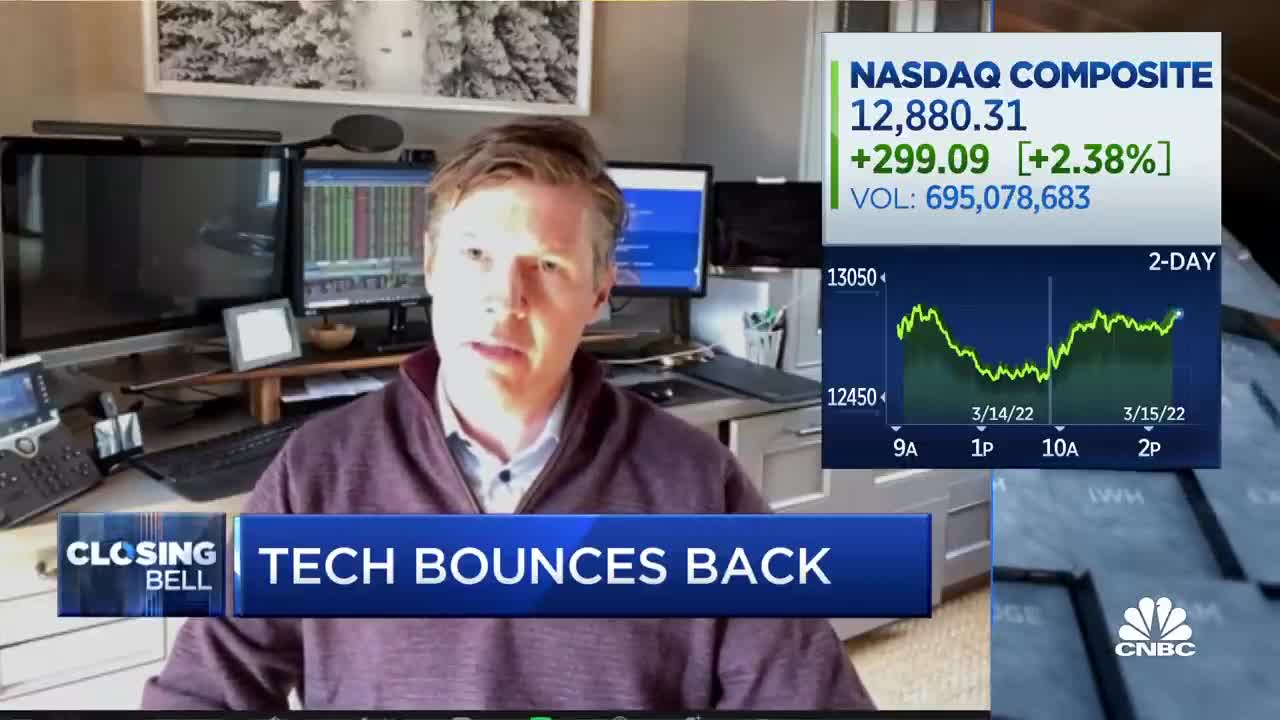 Adobe, Microsoft are good stocks to invest in right now_ Jefferies's Brent Thill