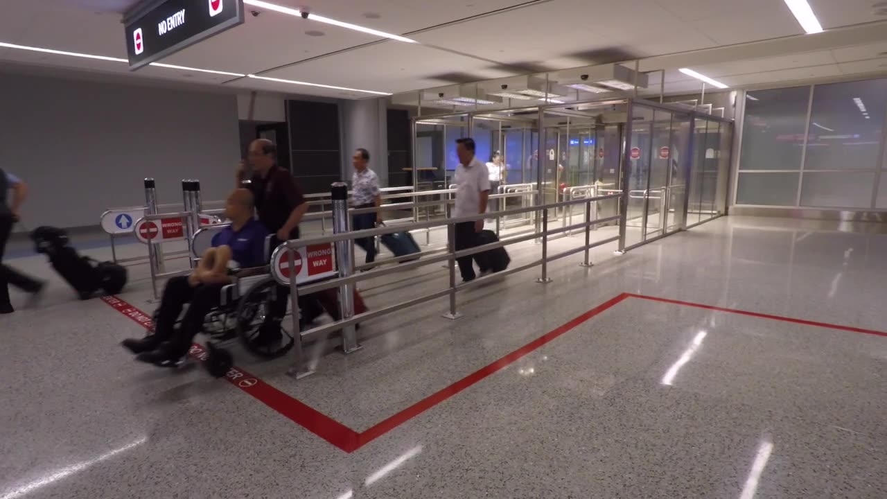 A walk trough the baggage pick up at McArran airport terminal 3 in Las Vegas.