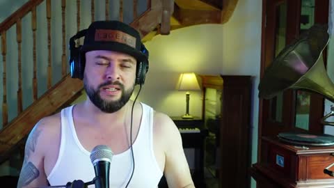 First Reaction To Pentatonix - Hallelujah - Vocalist From The UK Reacts