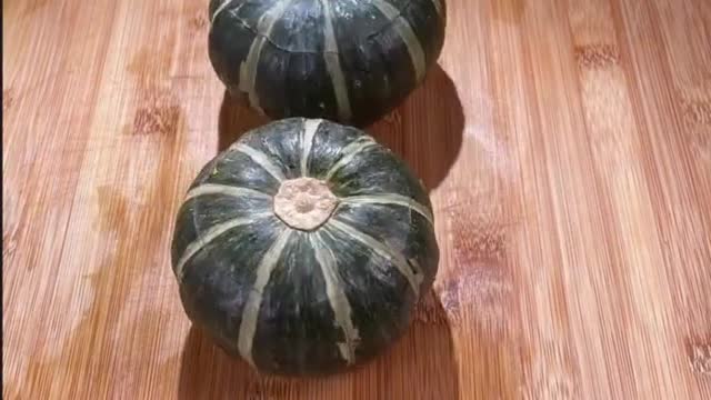 #food, pumpkin with chicken wings,