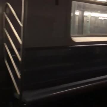 Subway train running but has no lights
