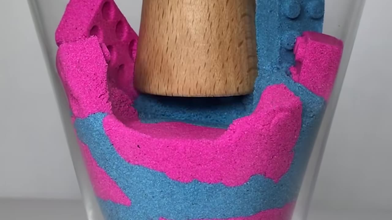 Oddly Satisfying; Squish Lego Kinetic Sand ASMR