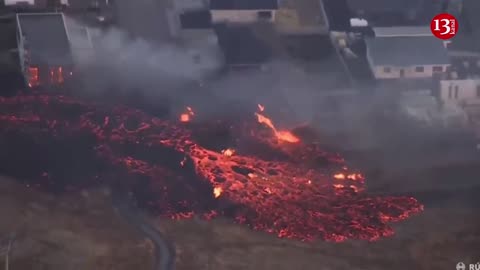 Lava from erupting volcano in Iceland reaches houses in Grindavik