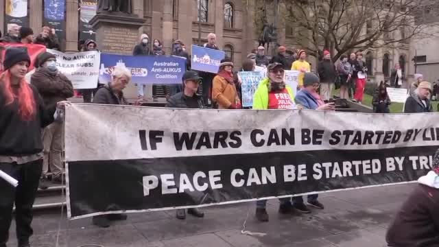 Assange’s supporters rally outside British Consulate in Melbourne