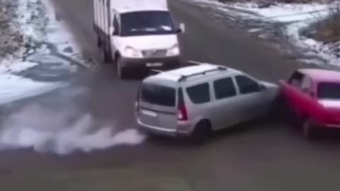 Hilarious Car Crash Moment!