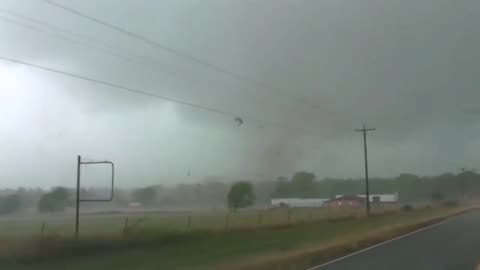Tornado near Titanic, Oklahoma Nov 4, 2024