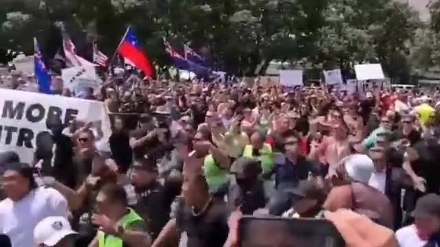 “哈卡戰舞”，曬出你的強大力量吧～