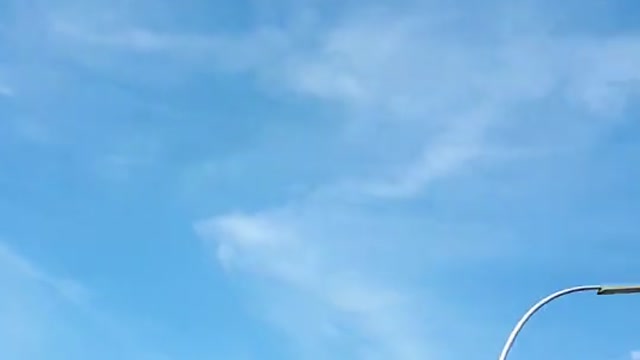 Himmel in Berlin am 11.08.2022 um 14:05 Uhr