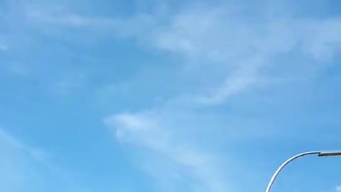 Himmel in Berlin am 11.08.2022 um 14:05 Uhr