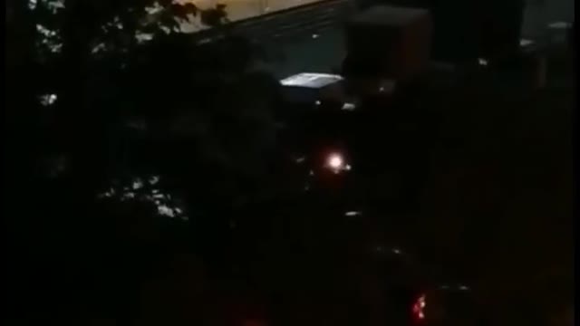 "Maratonul" intepatului merge bine... Doctorii la tigara, jandarmii la pinda,...
