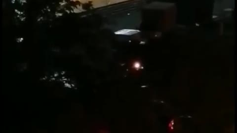 "Maratonul" intepatului merge bine... Doctorii la tigara, jandarmii la pinda,...