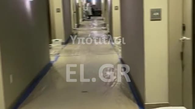 ΜΙΚΡΑ ΠΑΙΔΙΑ ΟΔΗΓΟΥΝΤΑΙ ΣΕ ΞΕΝΟΔΟΧΕΙΑ ΔΙΑΜΟΡΦΩΜΕΝΑ ΓΙΑ ΚΑΡΑΝΤΙΝΑ