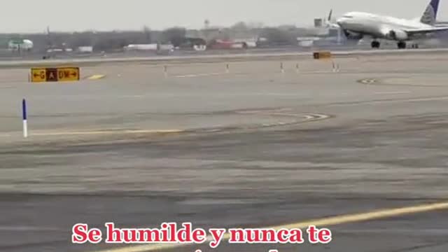 Se humilde ynunea te creas más que los demásooo“Pues polvo eres yal polvo volverás