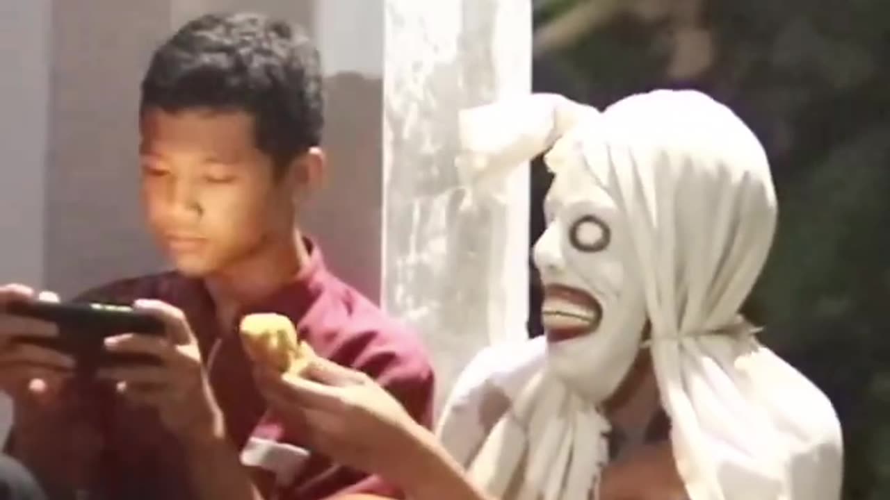 Funny video 📸 Funny uncanny Video 😁🤨