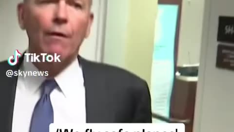 Boeing CEO - We Fly Safe planes
