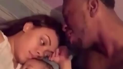 funny daddy sings lullaby