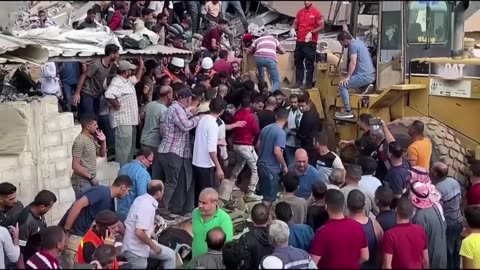 700 dead in Israel as it “declares war” on Hamas - BBC News